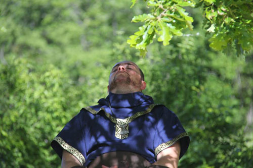 295642_10201153753227098_244242694_n
