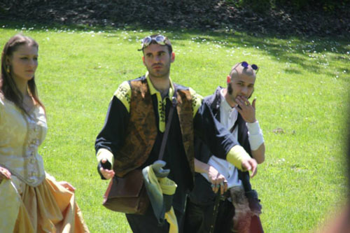 971934_10201153700825788_1366394559_n