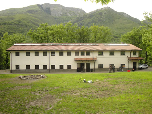 977879_608113962552233_66429145_o