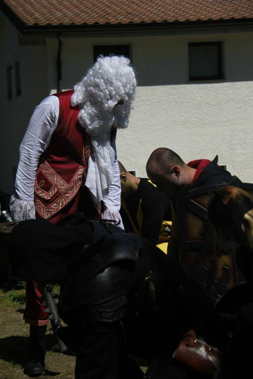 988575_10201153512301075_1604403283_n